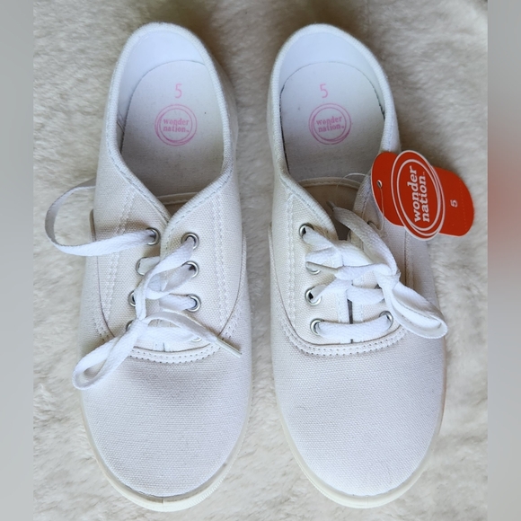 wonder nation Other - NWT Wonder Nation White Kids Sneakers Low-Top Canvas